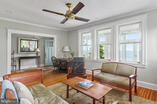$3,850,000 | 2 River Drive, Annapolis, MD 21403