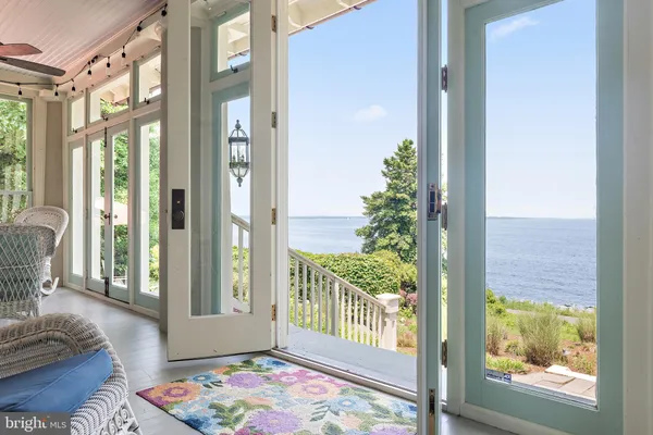 $3,850,000 | 2 River Drive, Annapolis, MD 21403