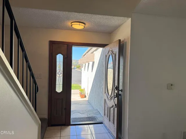 $4,220 | 1898 Regent Street, Camarillo, CA 93010