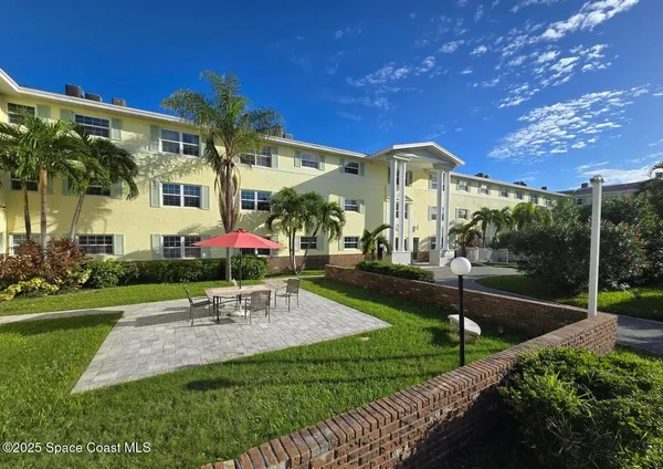 $1,425 | 230 Columbia Drive, Unit 209, Cape Canaveral, FL 32920