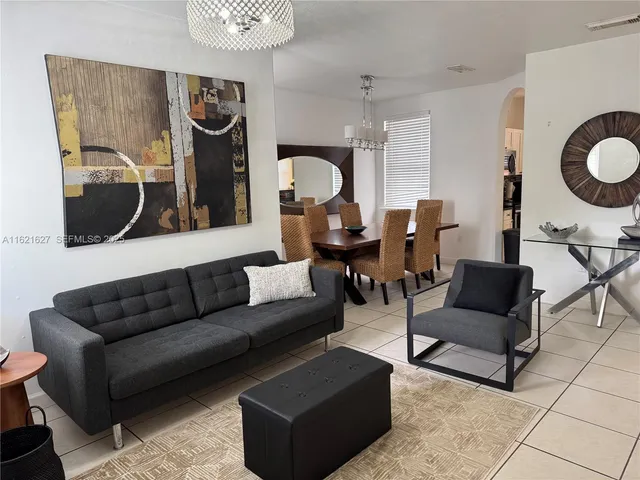 $4,500 | 4866 Northwest 108th Passage, Unit 4866, Doral, FL 33178