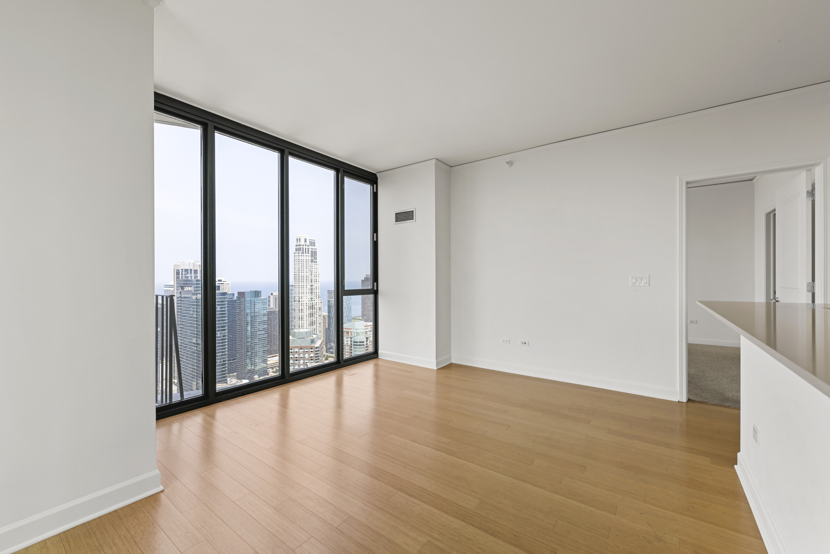 225 North Columbus Drive, Unit 5503 Chicago, IL 60601 - Photo 5 of 34
