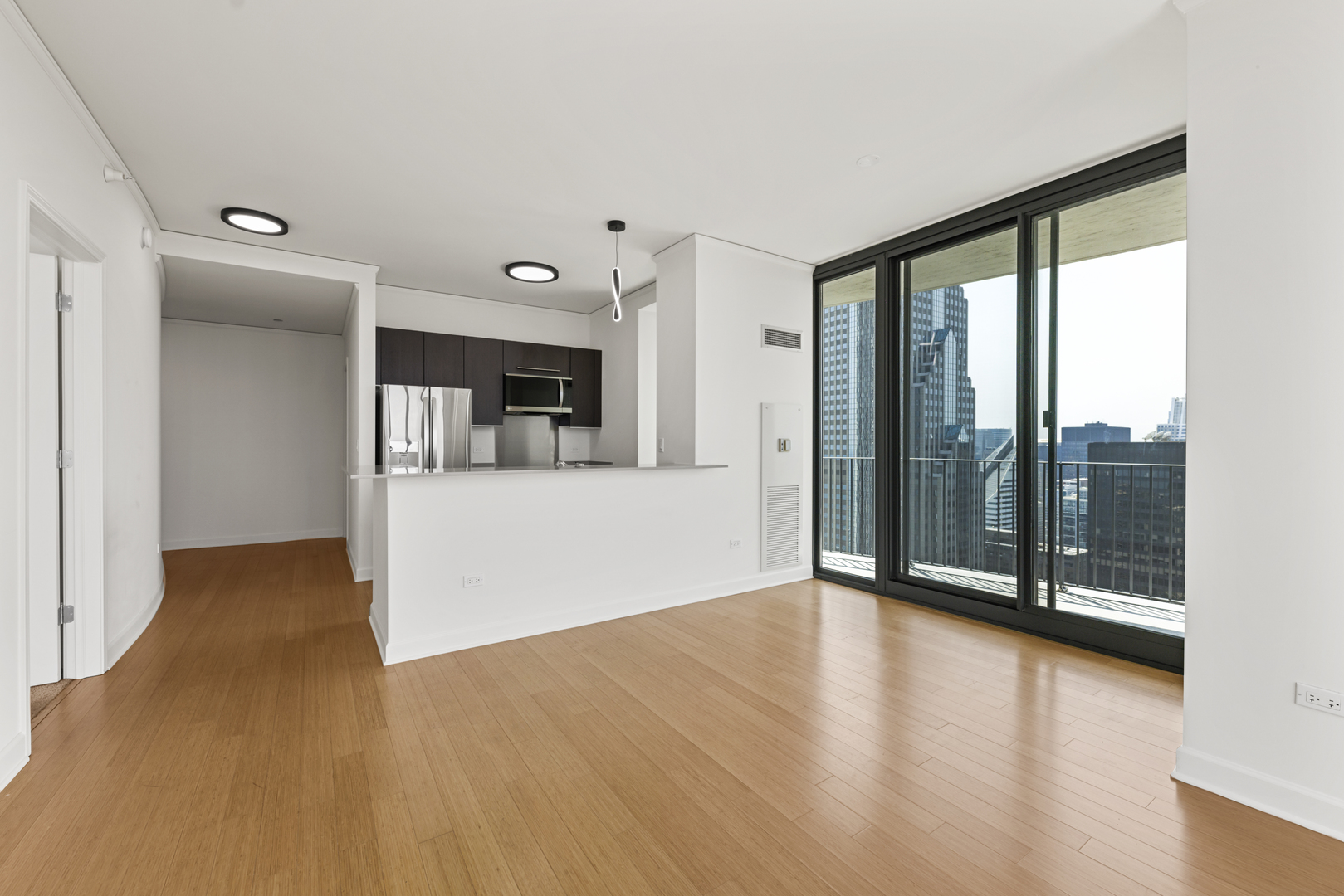 225 North Columbus Drive, Unit 5503 Chicago, IL 60601 - Photo 7 of 34