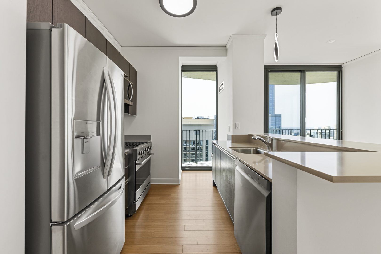 225 North Columbus Drive, Unit 5503 Chicago, IL 60601 - Photo 9 of 34