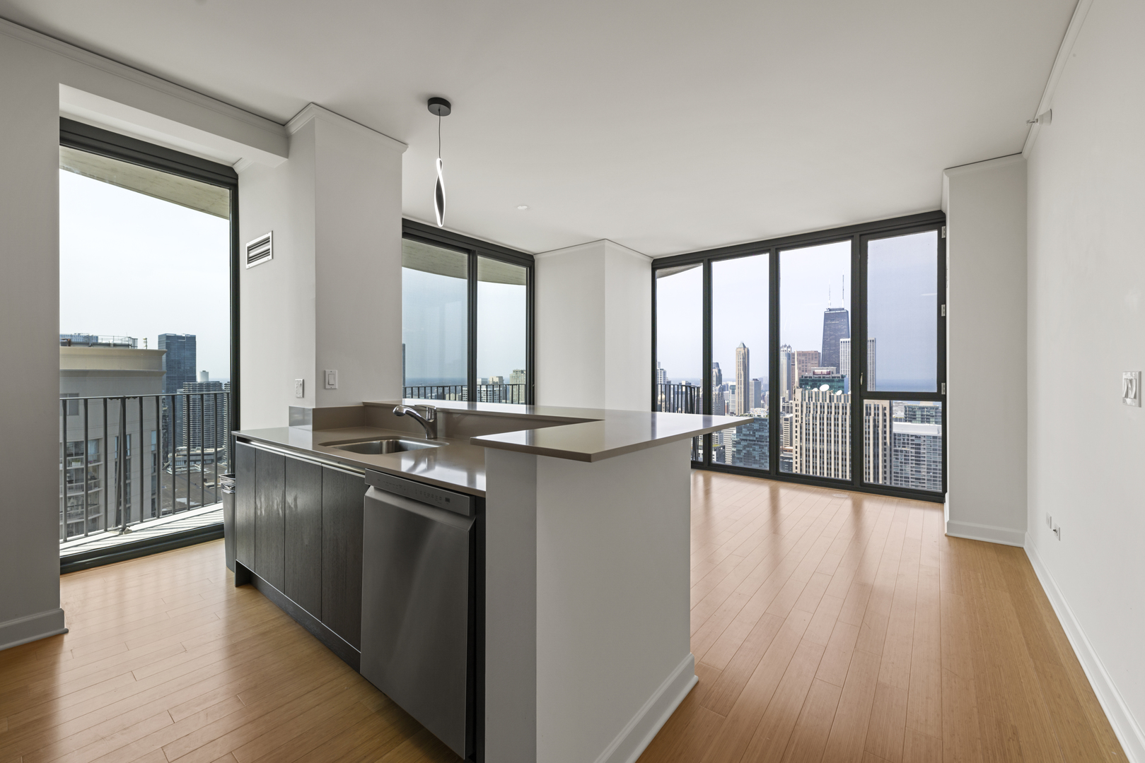 225 North Columbus Drive, Unit 5503 Chicago, IL 60601 - Photo 10 of 34
