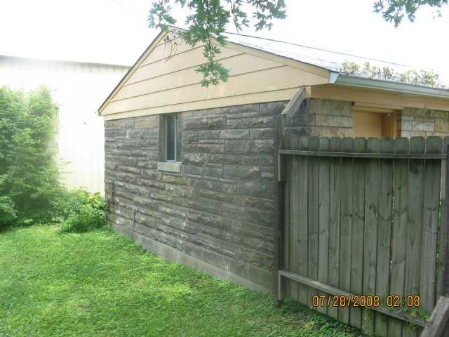 8330 Roy Road Indianapolis, IN 46219 - Photo 9 of 11 Gallery Image 9