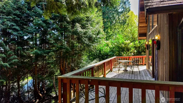 $539,900 | 1881 Cliff Road, Point Roberts, WA 98281