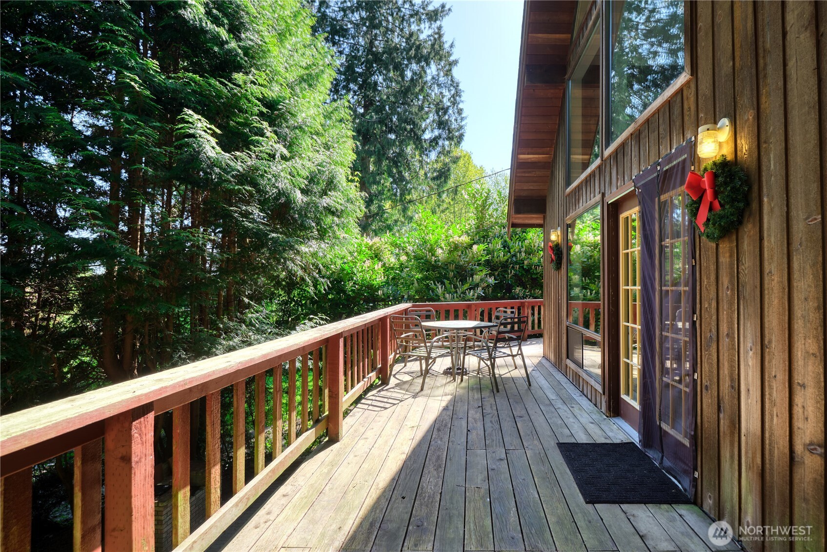 1881 Cliff Road Point Roberts, WA 98281 - Photo 15 of 36