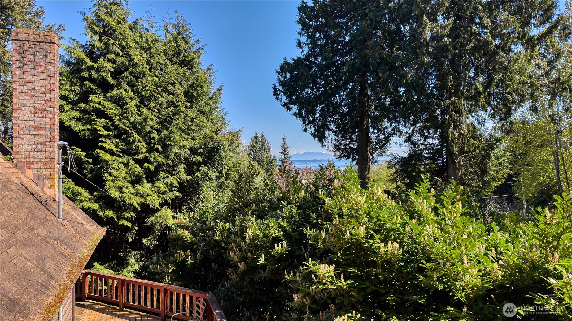 1881 Cliff Road Point Roberts, WA 98281 - Photo 18 of 36