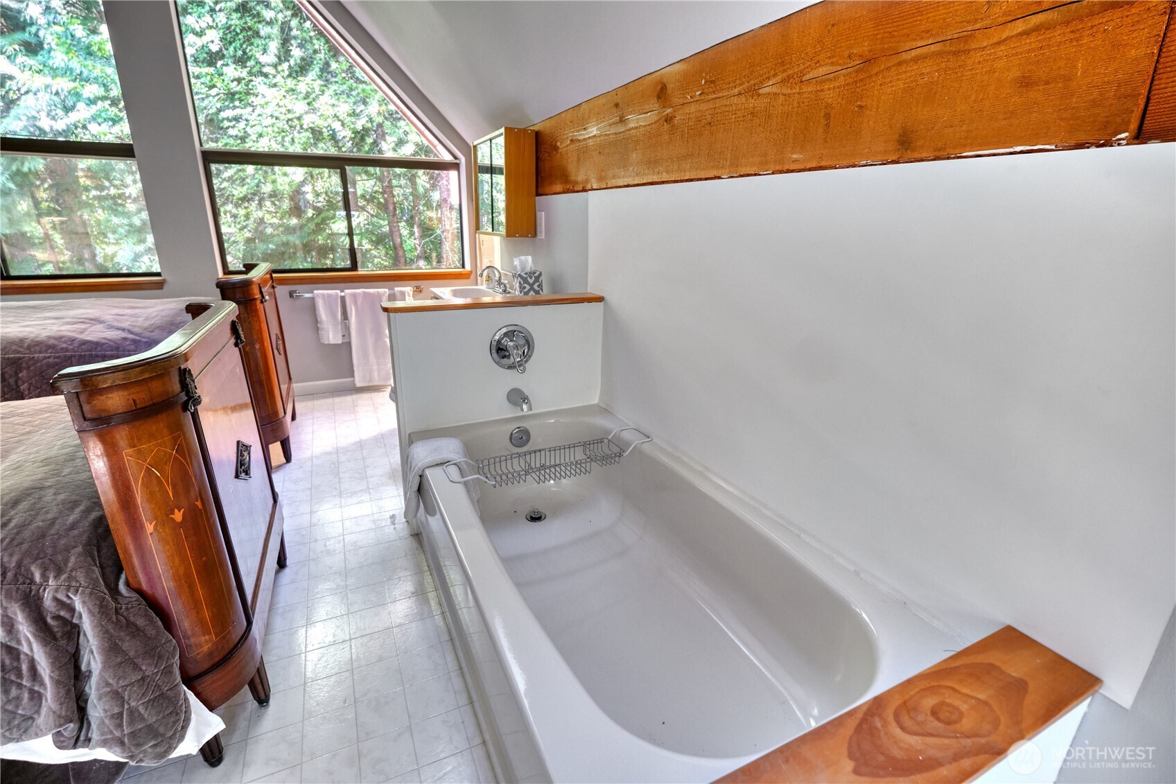 1881 Cliff Road Point Roberts, WA 98281 - Photo 21 of 36