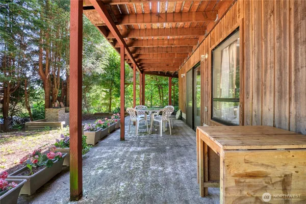 $539,900 | 1881 Cliff Road, Point Roberts, WA 98281