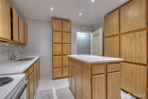 $539,900 | 1881 Cliff Road, Point Roberts, WA 98281