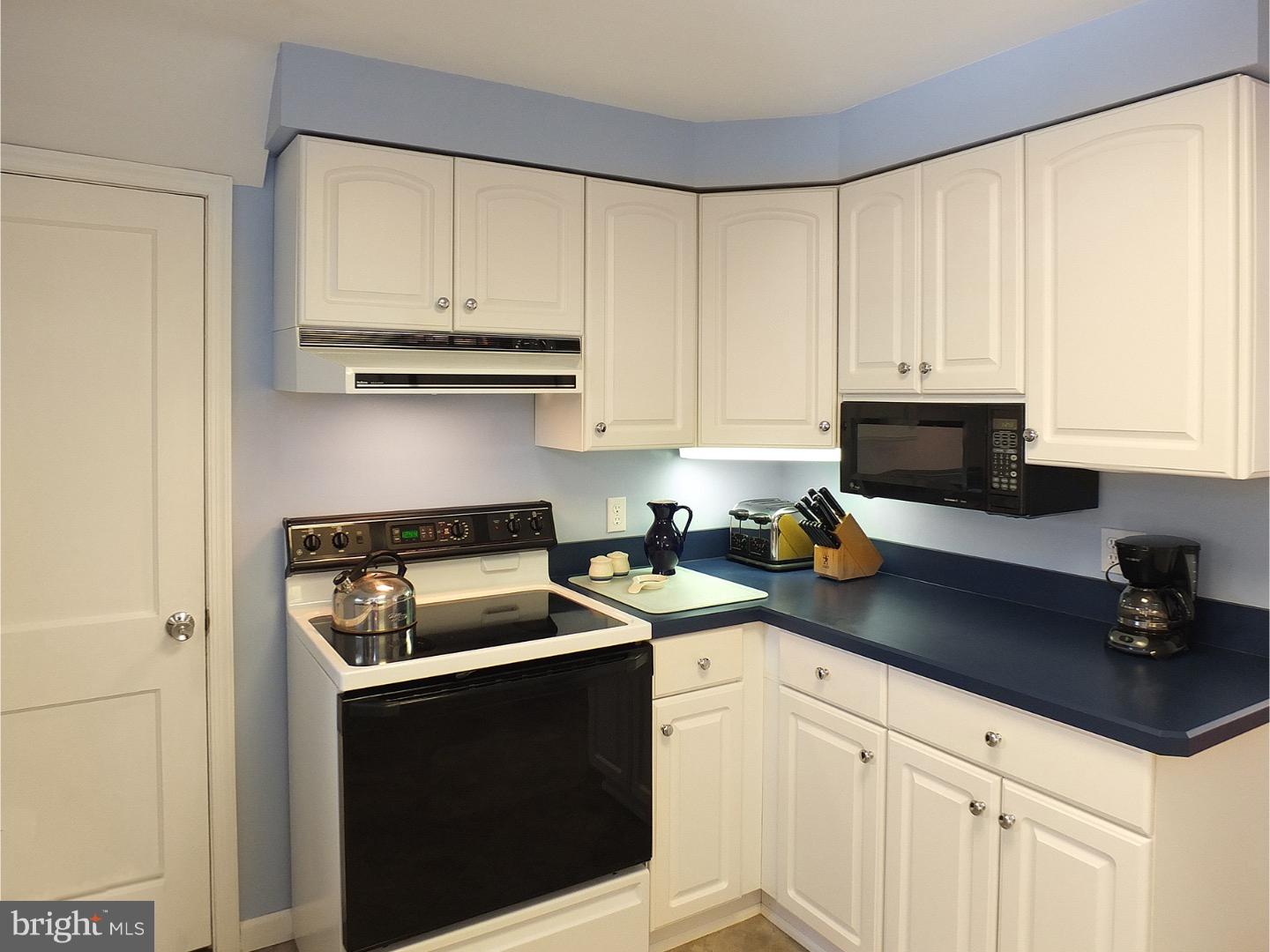 406 Grange Road Wayne, PA 19087 - Photo 8 of 21