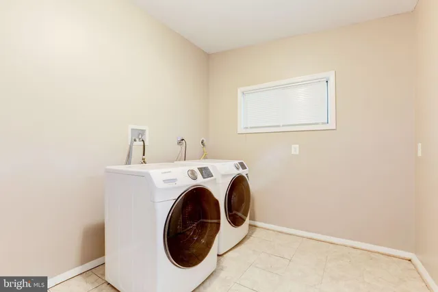 $640,000 | 307 Nimitz Avenue, Rockville, MD 20851