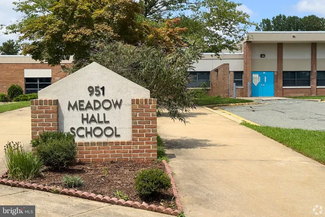 $640,000 | 307 Nimitz Avenue, Rockville, MD 20851