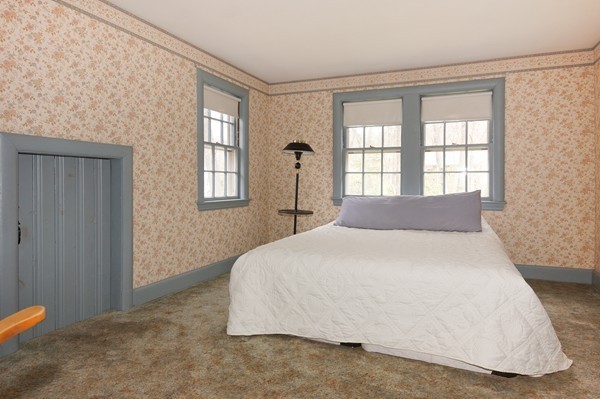 46 Jefferson Road Winchester, MA 01890 - Photo 13 of 18