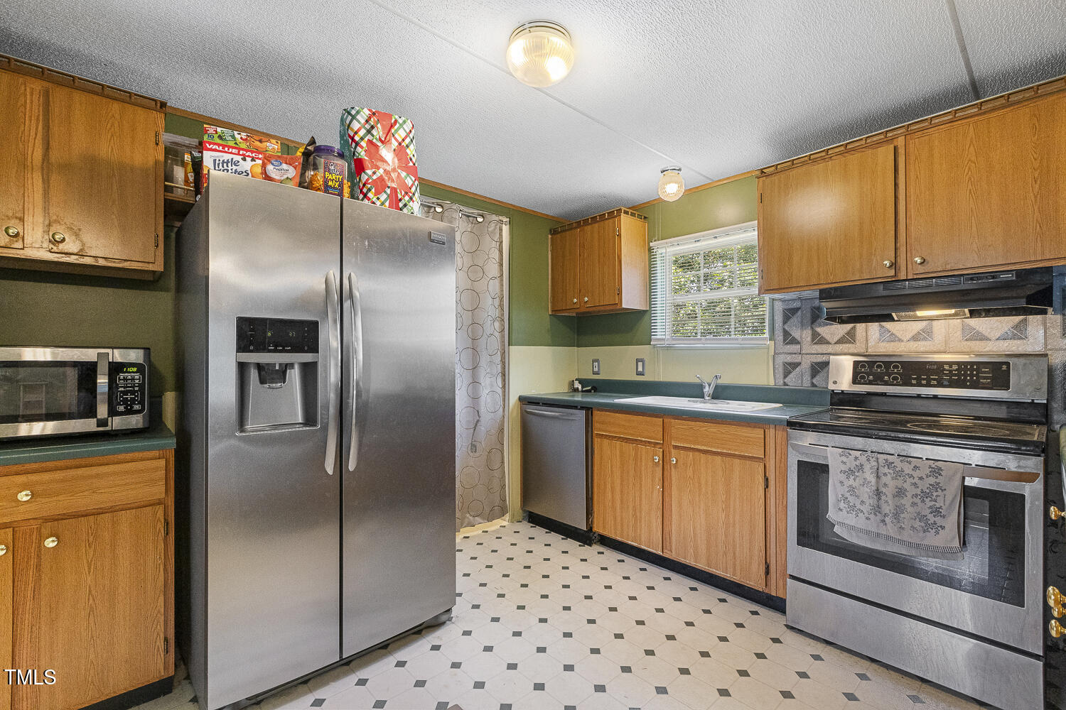 76 Maple Street Coats, NC 27521 - Photo 16 of 38 016