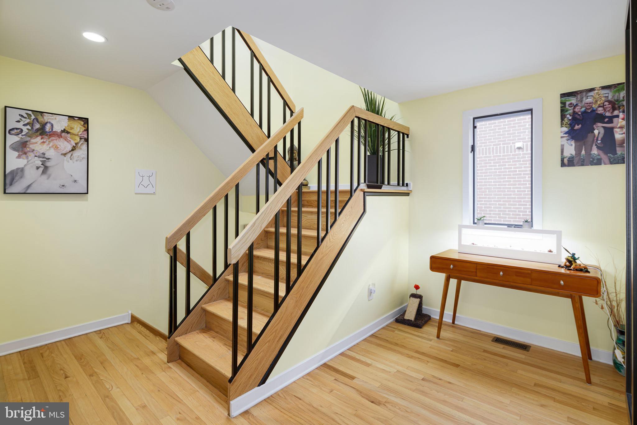 2027 Rodman Street Philadelphia, PA 19146 - Photo 11 of 28 2nd Floor Landing