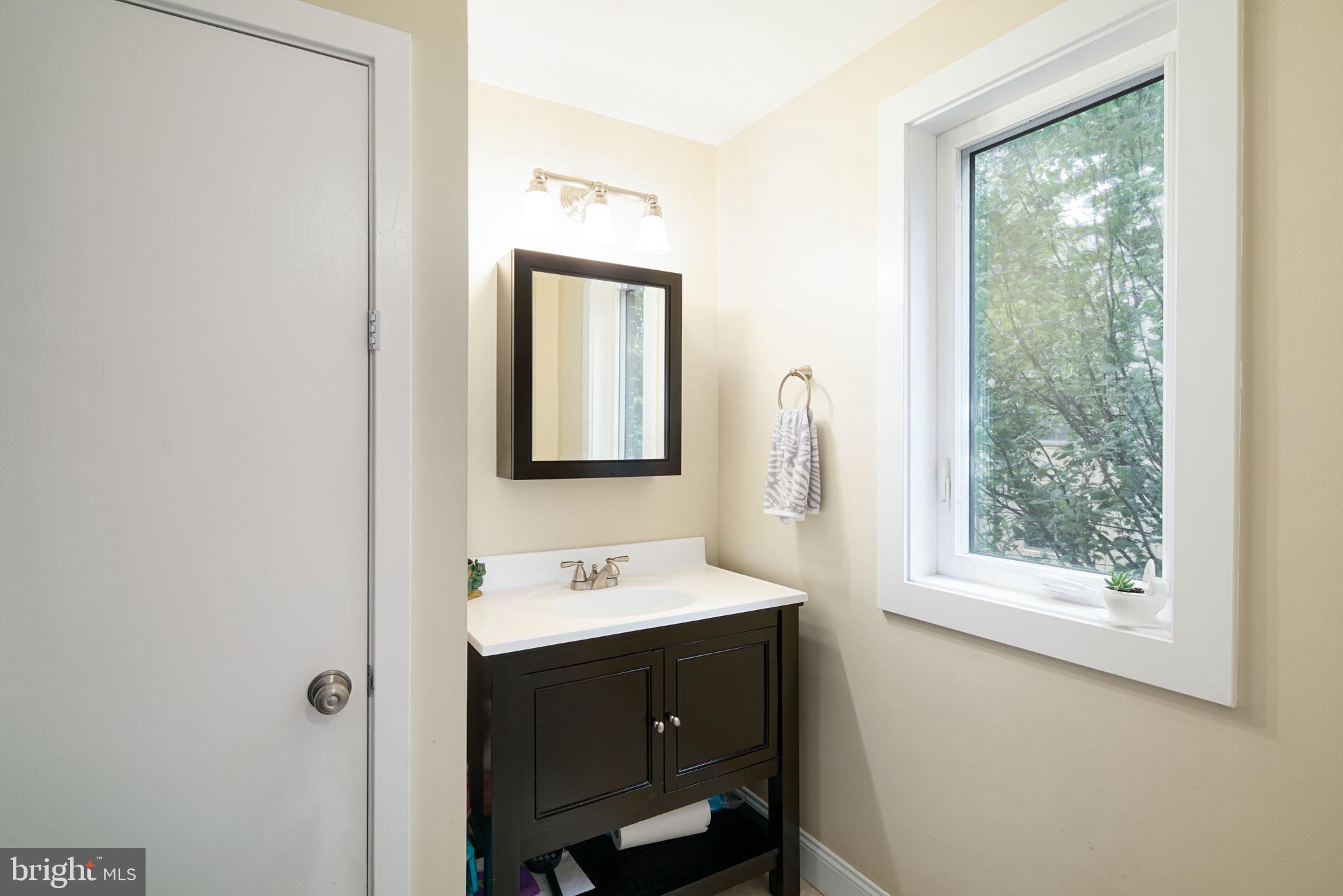 2027 Rodman Street Philadelphia, PA 19146 - Photo 17 of 28 Hallway Bathroom