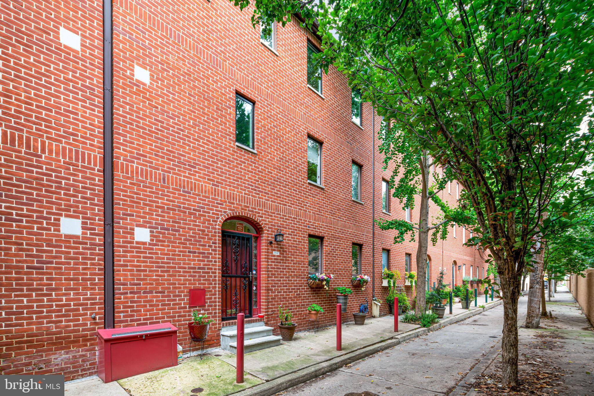 2027 Rodman Street Philadelphia, PA 19146 - Photo 2 of 28 Exterior