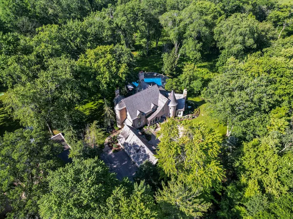 $3,795,000 | 285 West Westminster Avenue, Lake Forest, IL 60045