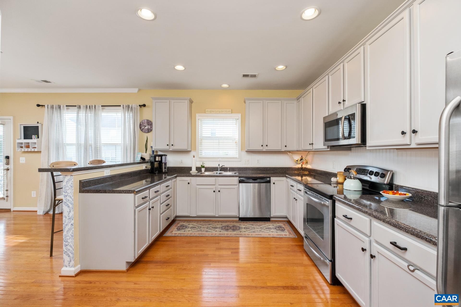 737 Country Green Road Charlottesville, VA 22903 - Photo 7 of 34 Gallery Image 7