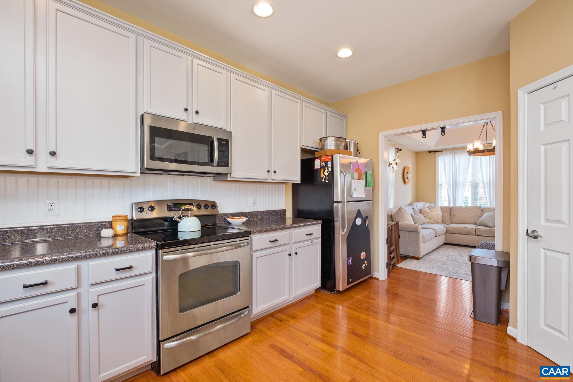 737 Country Green Road Charlottesville, VA 22903 - Photo 8 of 34 Gallery Image 8