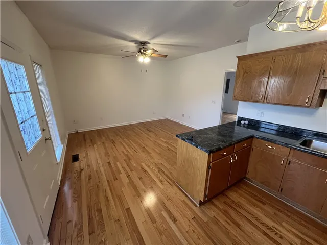 $1,100 | 309 B Dixie Drive, Seneca, SC 29672