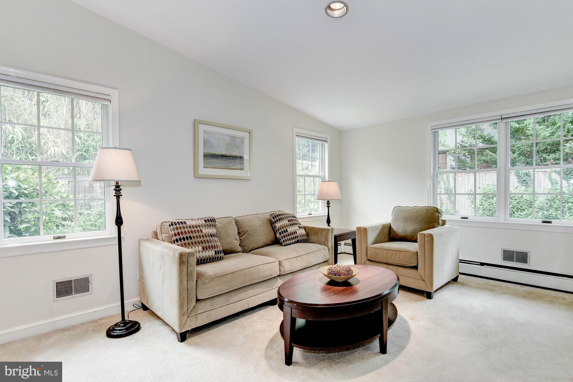 4701 Overbrook Road Bethesda, MD 20816 - Photo 16 of 30 Family Room