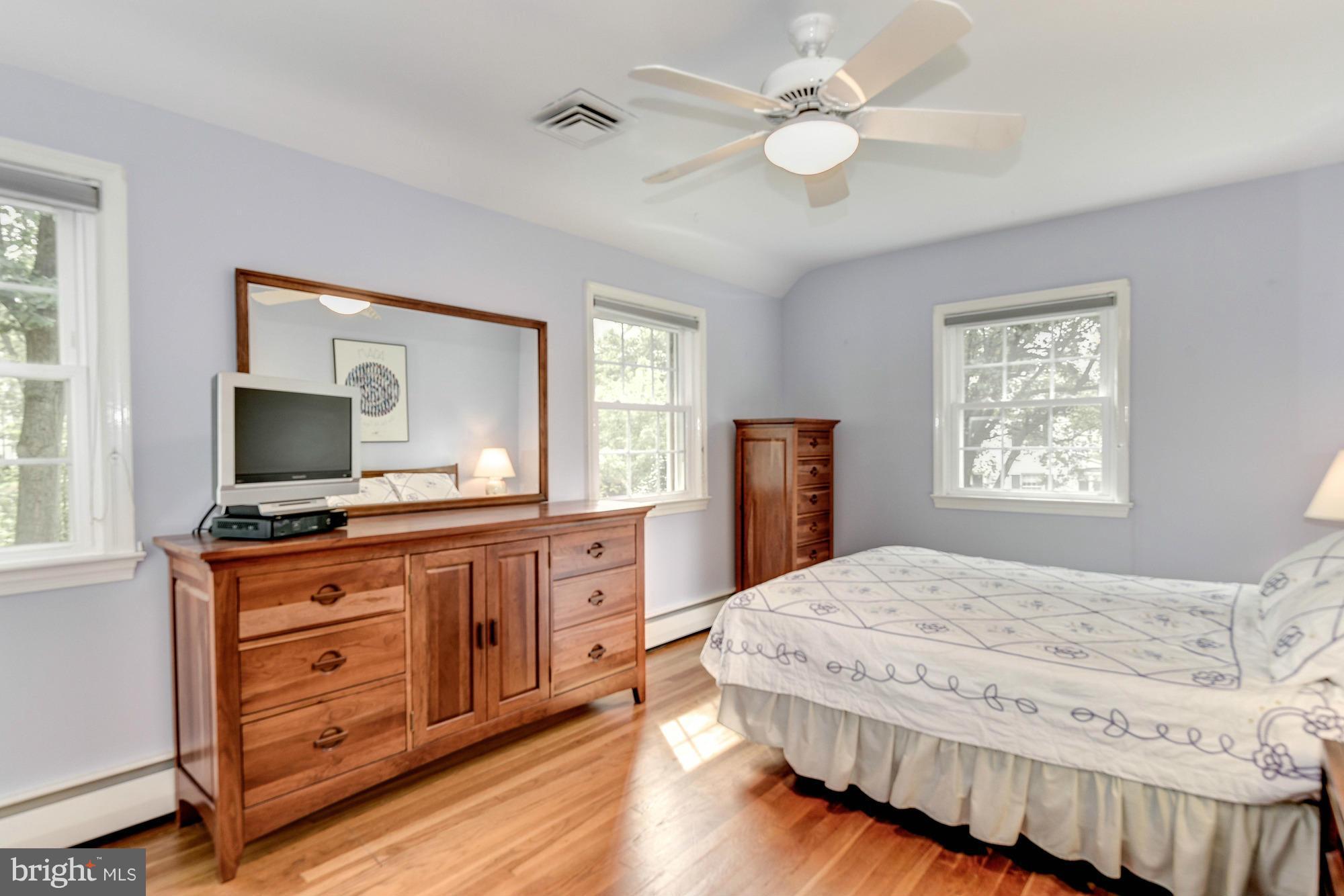 4701 Overbrook Road Bethesda, MD 20816 - Photo 20 of 30 Bedroom (Master)