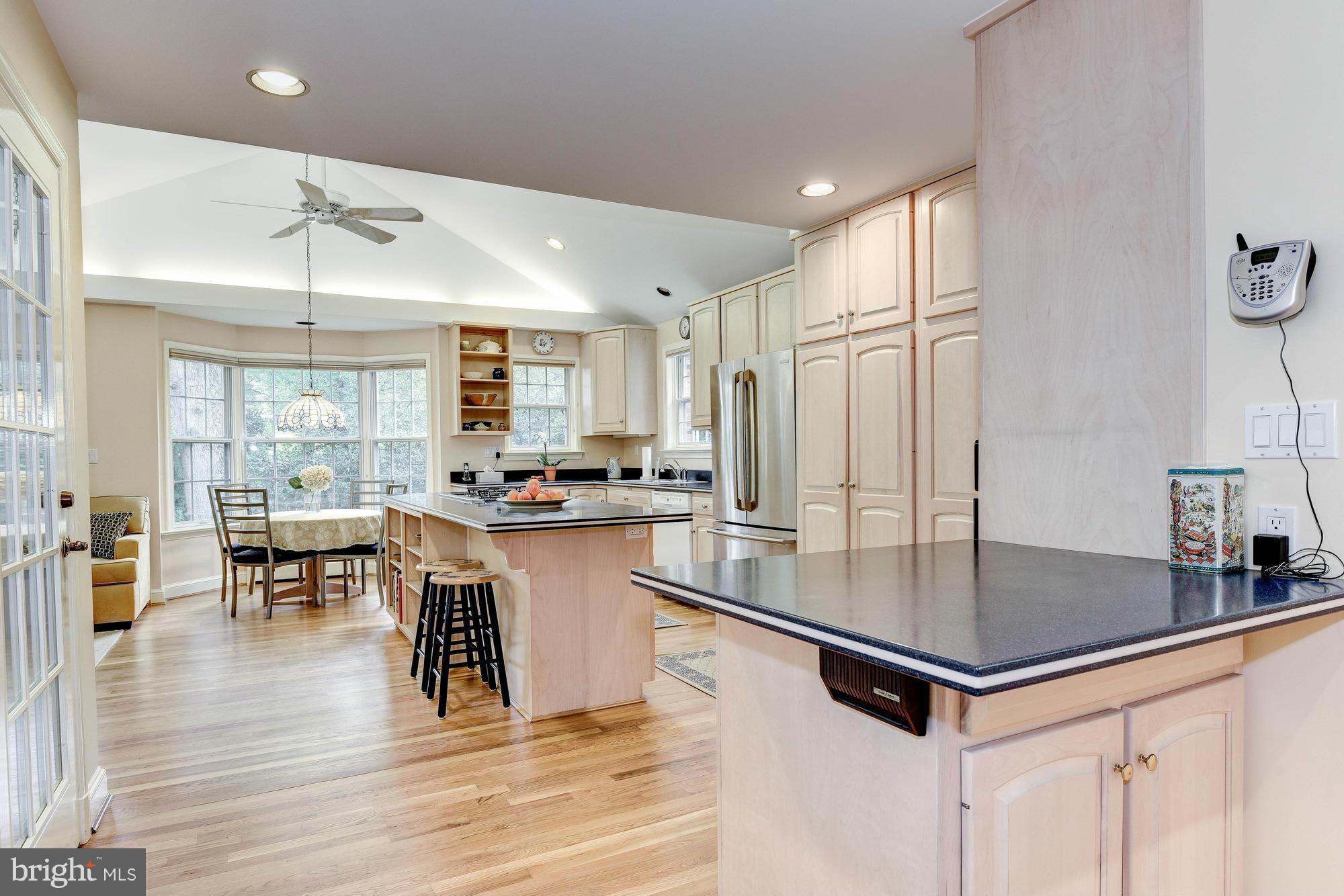 4701 Overbrook Road Bethesda, MD 20816 - Photo 10 of 30 Kitchen