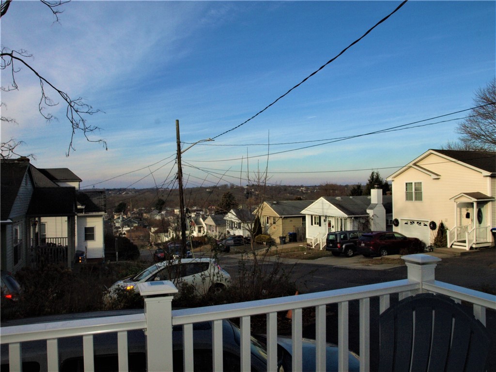 139 Raphael Avenue Providence, RI 02904 - Photo 4 of 38 Gallery Image 4