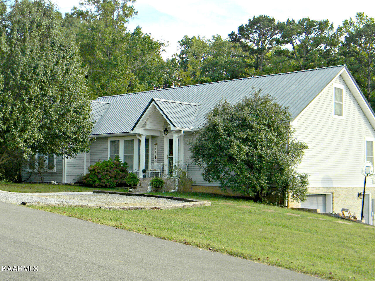 230 Elkins Ridge Road Bean Station, TN 37708 - Photo 2 of 48 DSCN4395