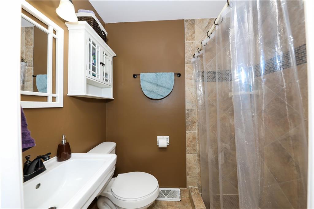 5405 Hickory Road Indianapolis, IN 46239 - Photo 14 of 24 Gallery Image 14