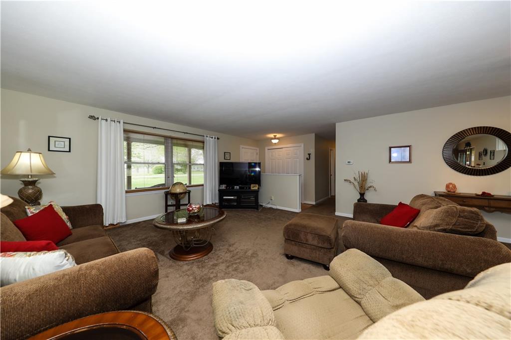 5405 Hickory Road Indianapolis, IN 46239 - Photo 5 of 24 Gallery Image 5