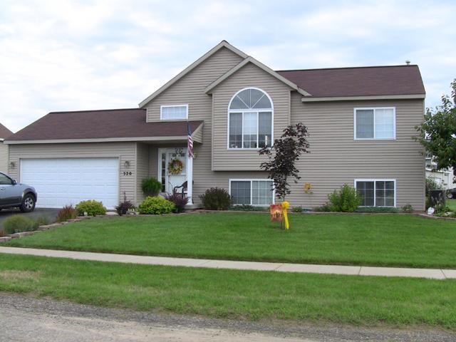 320 Pineview Street Belding, MI 48809 - Photo 1 of 11 Primary Photo