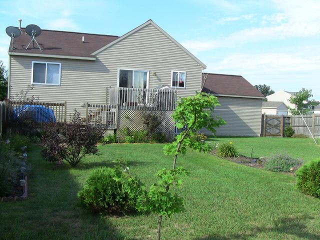 320 Pineview Street Belding, MI 48809 - Photo 2 of 11 Additional Photo