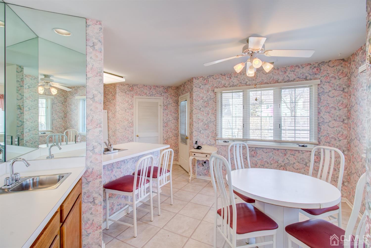 45 Winthrop Road, Unit 45D Monroe Township, NJ 08831 - Photo 6 of 20 Gallery Image 6