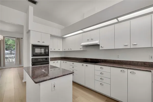 $4,100 | 18401 30th Street, Lutz, FL 33559