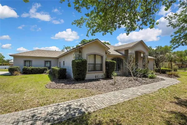 $4,100 | 18401 30th Street, Lutz, FL 33559