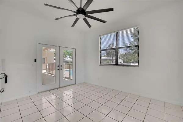 $4,100 | 18401 30th Street, Lutz, FL 33559