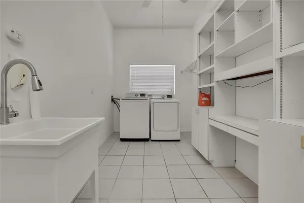 $4,100 | 18401 30th Street, Lutz, FL 33559
