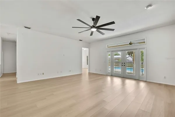 $4,100 | 18401 30th Street, Lutz, FL 33559