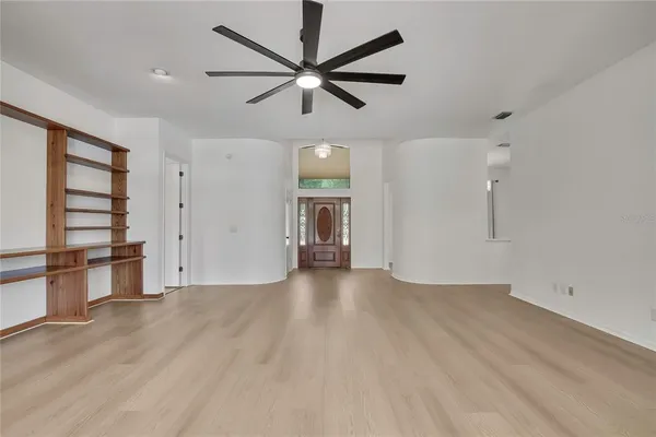 $4,100 | 18401 30th Street, Lutz, FL 33559