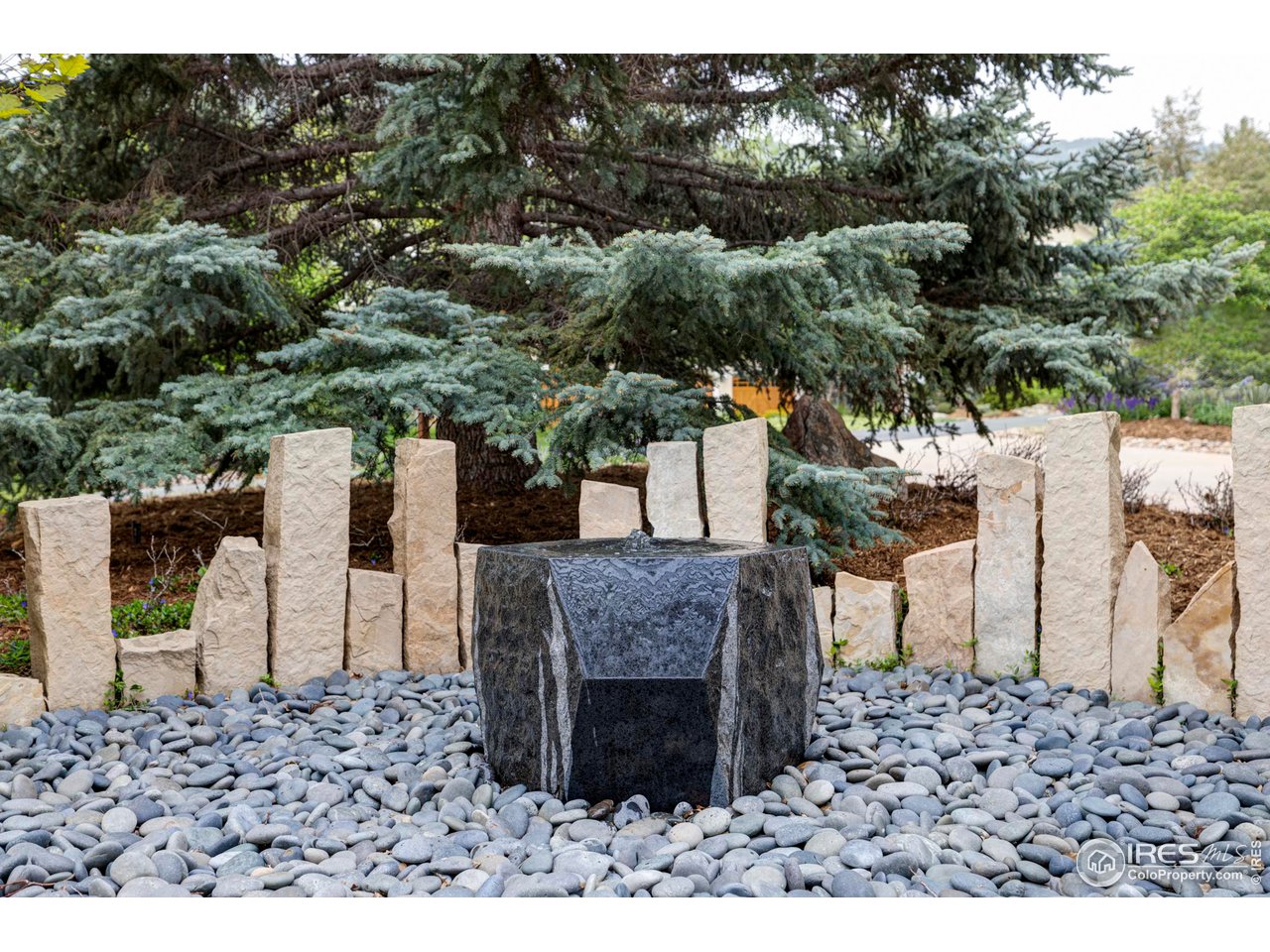 3750 Spring Valley Road Boulder, CO 80304 - Photo 35 of 39 a view of a outdoor space