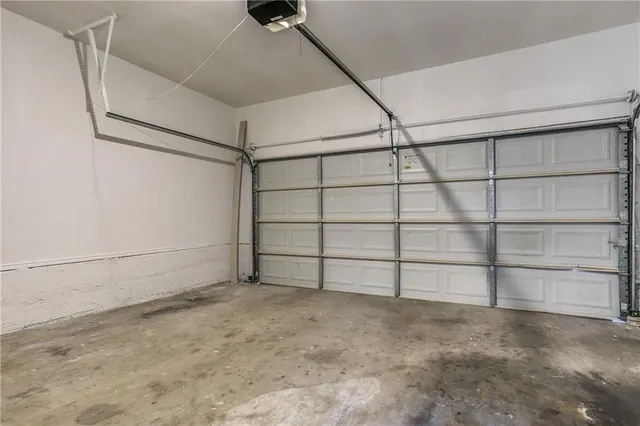 $1,950 | 2122 Edwin Street, Unit B, Fort Worth, TX 76110