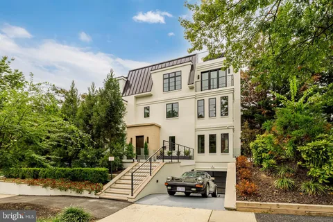 $4,250,000 | 3302 Cleveland Avenue Northwest, Washington, DC 20008