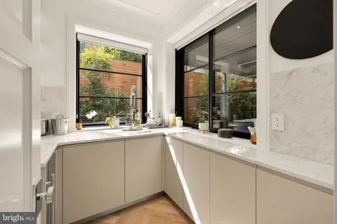 $4,250,000 | 3302 Cleveland Avenue Northwest, Washington, DC 20008