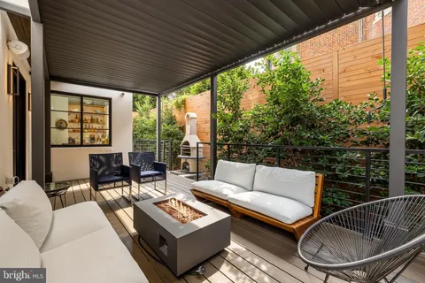 $4,250,000 | 3302 Cleveland Avenue Northwest, Washington, DC 20008