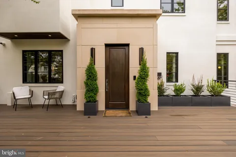 $4,250,000 | 3302 Cleveland Avenue Northwest, Washington, DC 20008